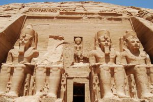 Jour 5 : Abou Simbel, et embarquement sur votre felouque
