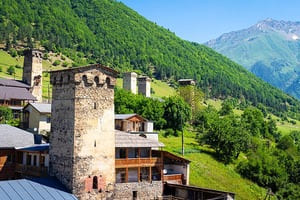 Jour 10 : A la découverte du village Ushguli