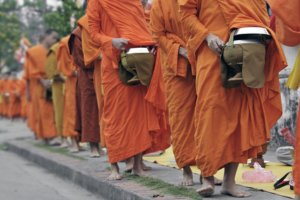 Jour 3 : De Luang Prabang à Namkat Yorlapa (45 min de train)