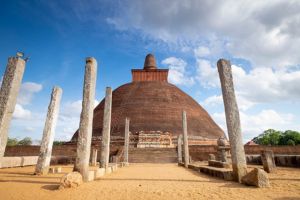 Jour 3 : De Yapahuwa à Anuradhapura (1,3 h de route)