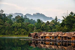 Jour 14 : De Koh Lanta à Khao Sok (6 h de route)