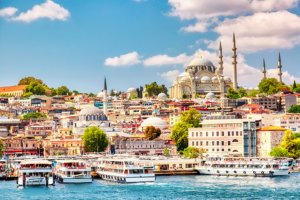 Jour 3 : Marché aux épices, croisière sur le Bosphore et Grand Bazaar